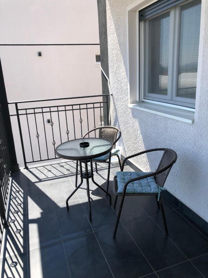 Apartment Aura Belgrado Buitenkant foto